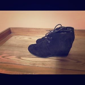 Girls Black Wedges Brand New Size 4